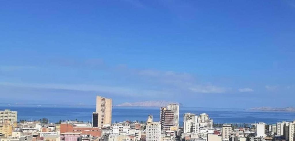 Hotel Cristina Suites Puerto La Cruz エクステリア 写真